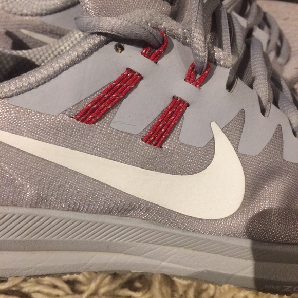 Nike Shoes - Picture 3 of 8